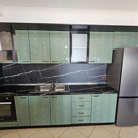 Bral Apartments 9 Дуррес Екстер'єр фото