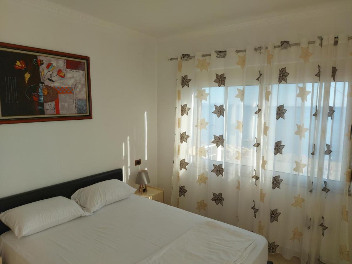Bral Apartments 9 Дуррес Екстер'єр фото