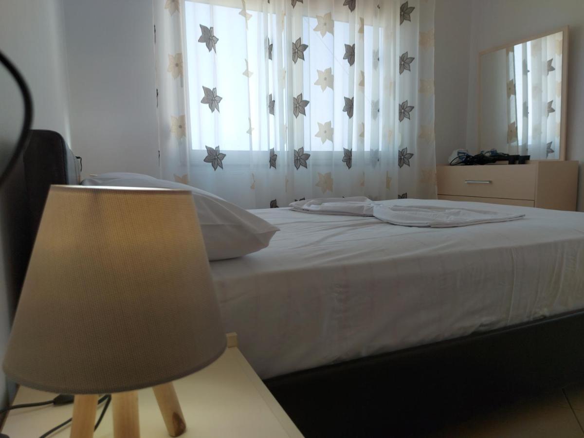 Bral Apartments 9 Дуррес Екстер'єр фото